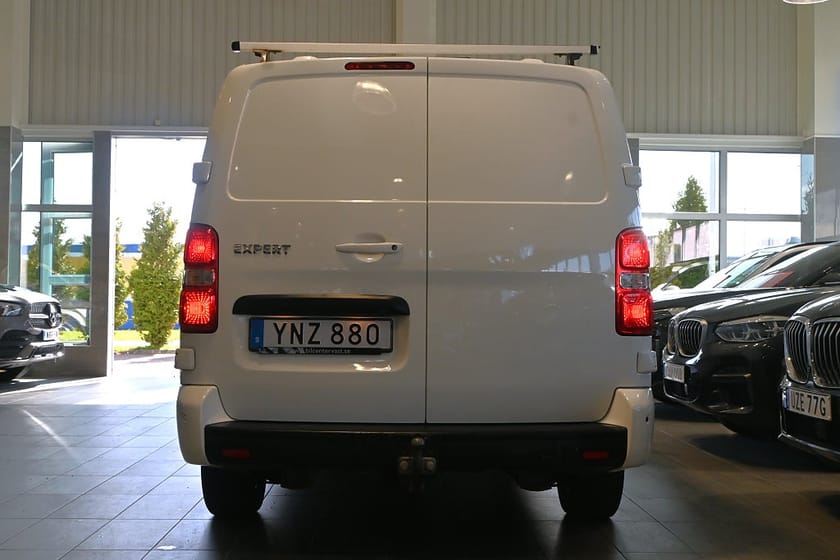 Bild 4 av Peugeot Expert Panel Van 2.0 BlueHDi 180 EAT L3H1 Värmare Drag