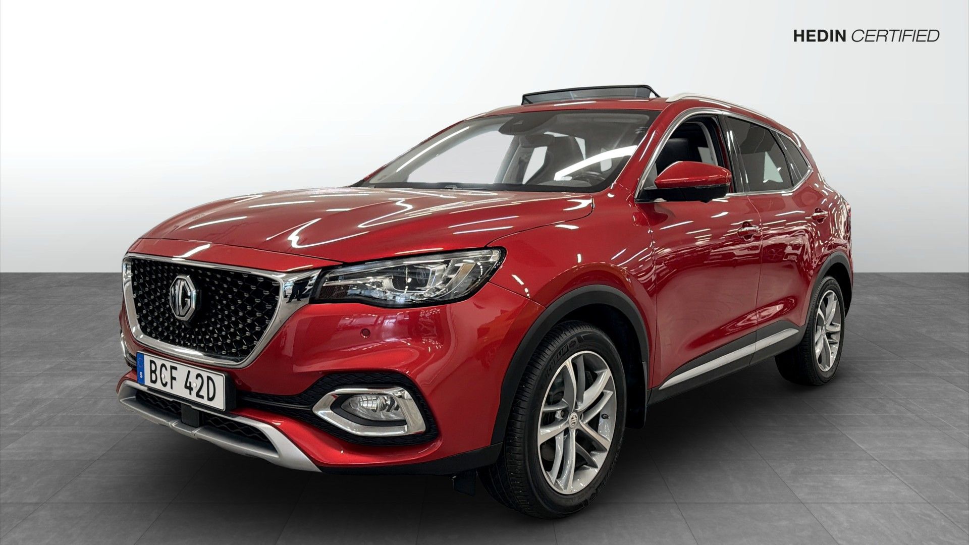 MG HS 258 л.с.