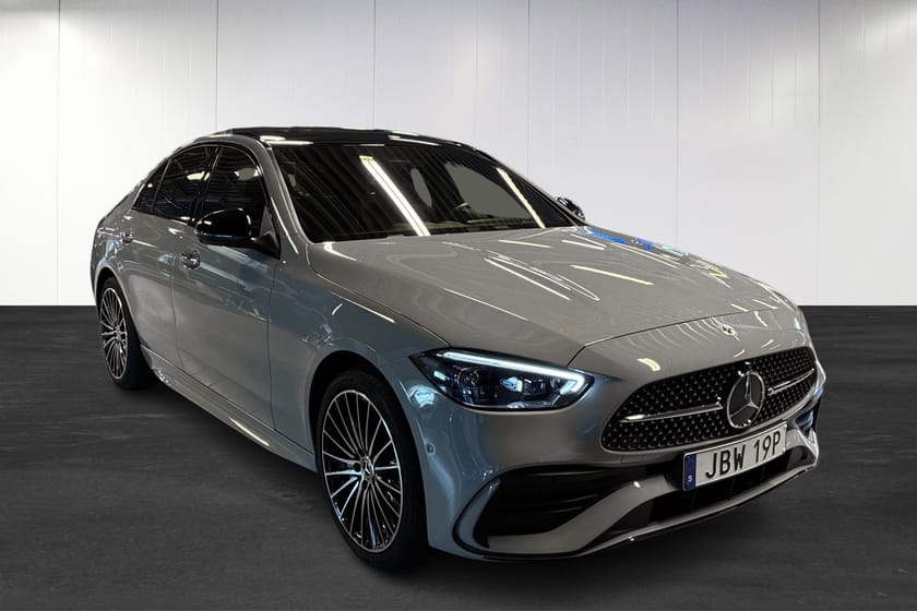 Bild 2 av Mercedes-Benz C 300 e SEDAN  | AMG | Burmester | Advanced Edition | 360 | Pano | Nightpaket |