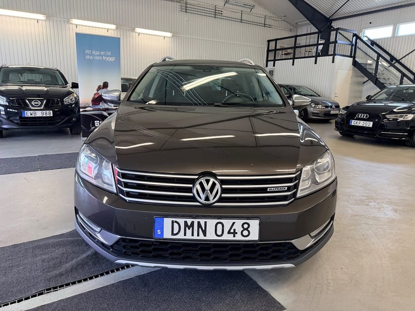 Bild 2 av Volkswagen Passat Alltrack 2.0 TDI 4Motion, NY BES,NY KAM, Drag,*Värmare*