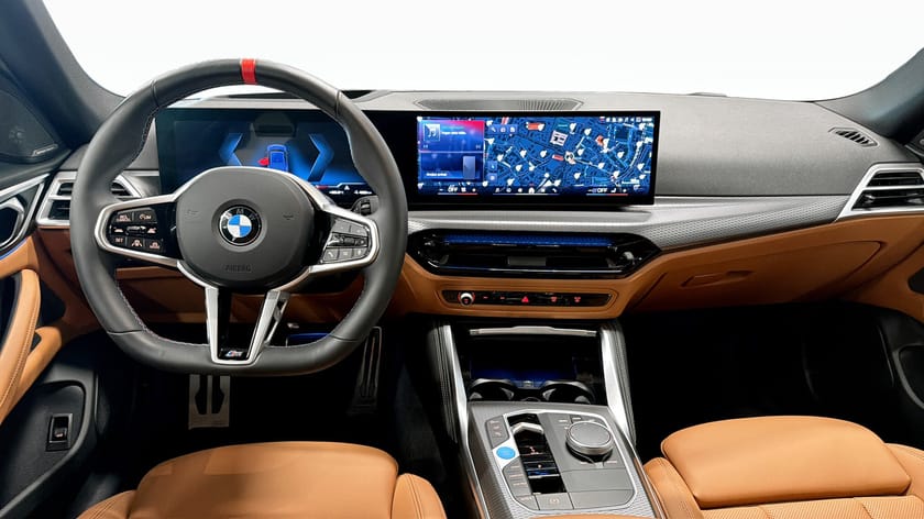 Bild 4 av BMW i4 M60 xDrive Gran Coupé M Sport DAP60 H/K HUD Drag