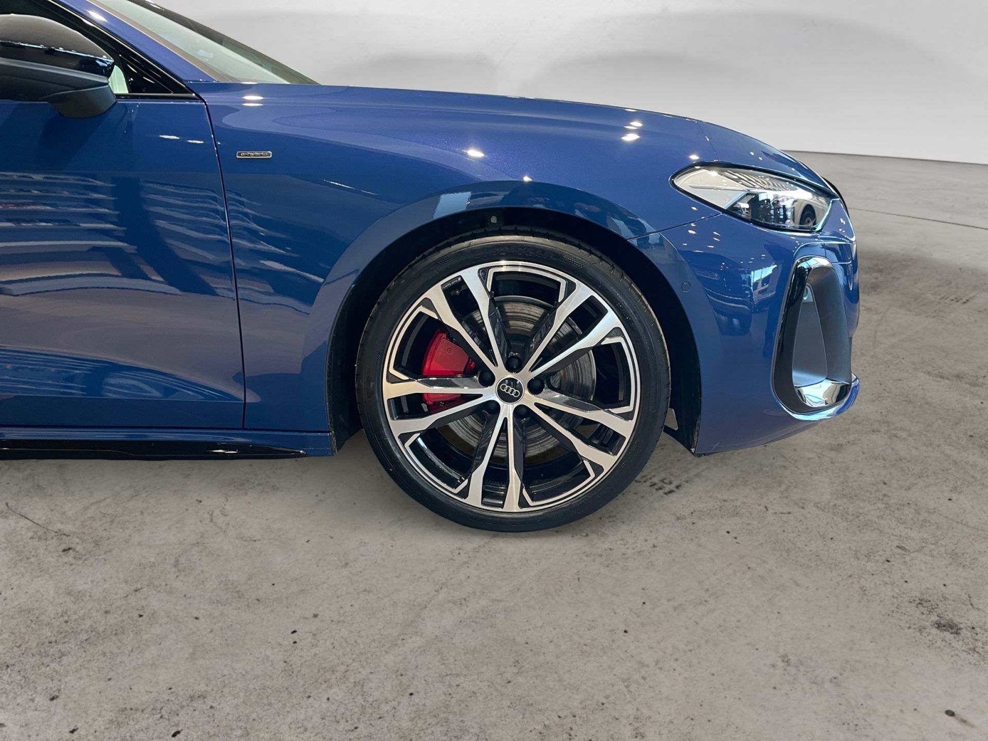 Audi A5 e-hybrid S-line 367hk 2026, photo 7/13