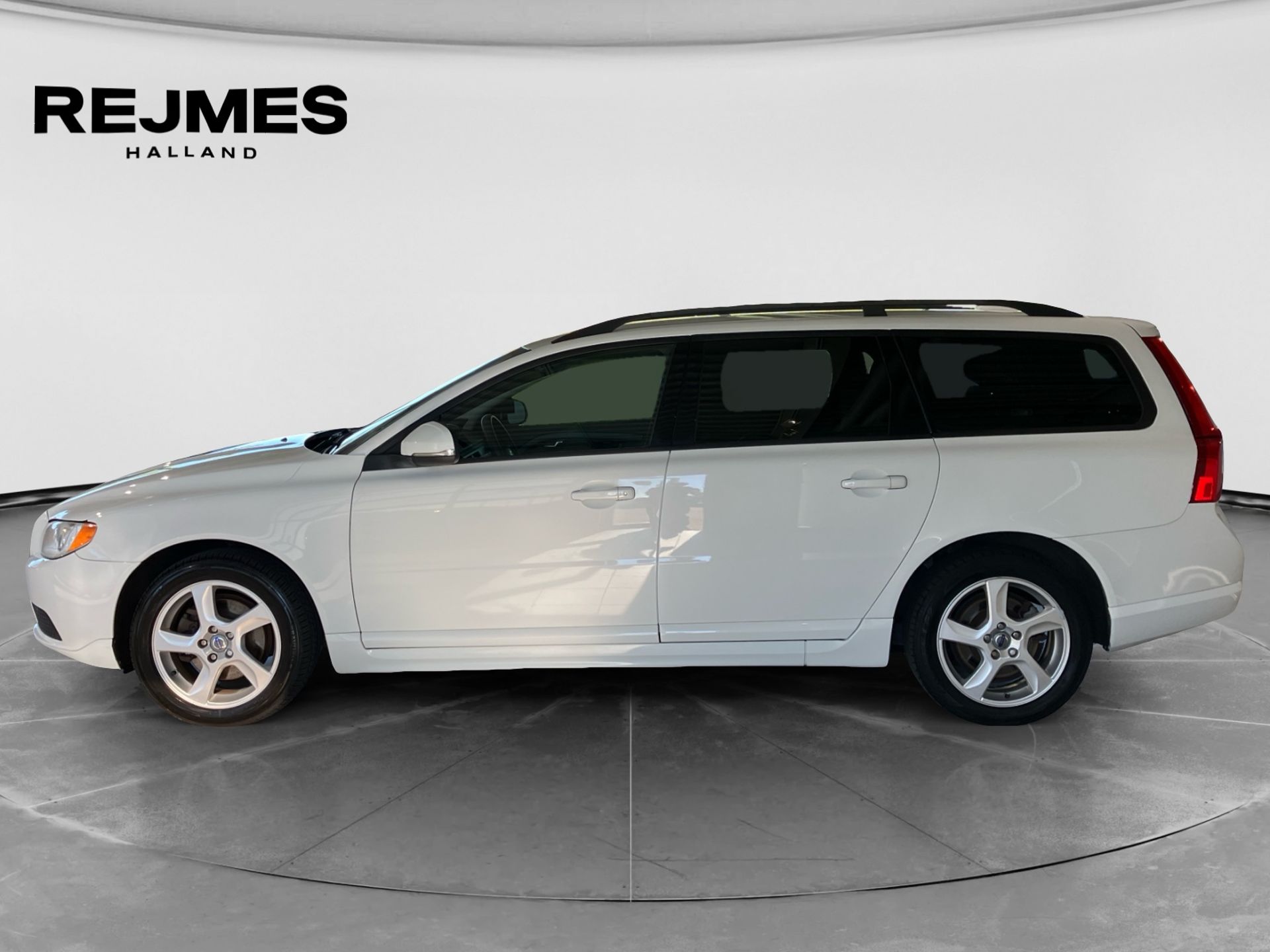Volvo V70 D3 2012, photo 3/10