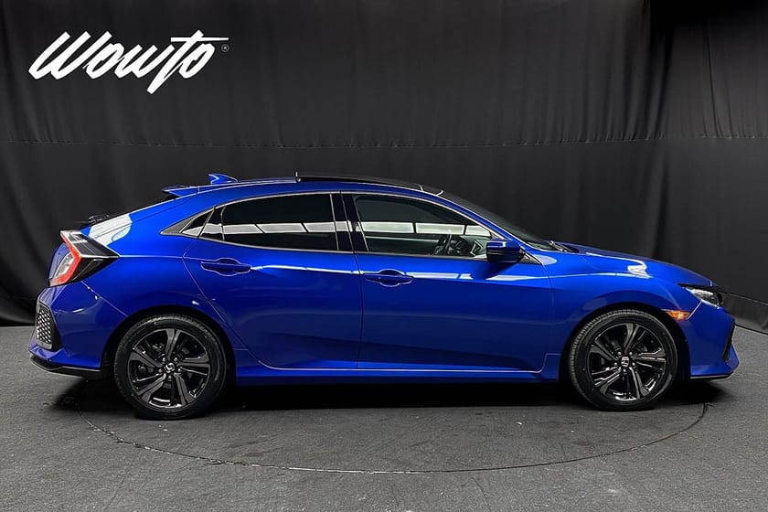 Bild 3 av Honda Civic 5DR 1.0 CVT Executive /Taklucka /Läder /Navi