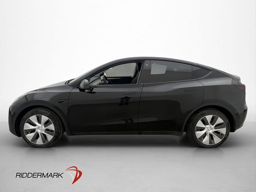 Bild 5 av Tesla Model Y Long Range AWD Pano AP Skinn Kamera 1 Brukare