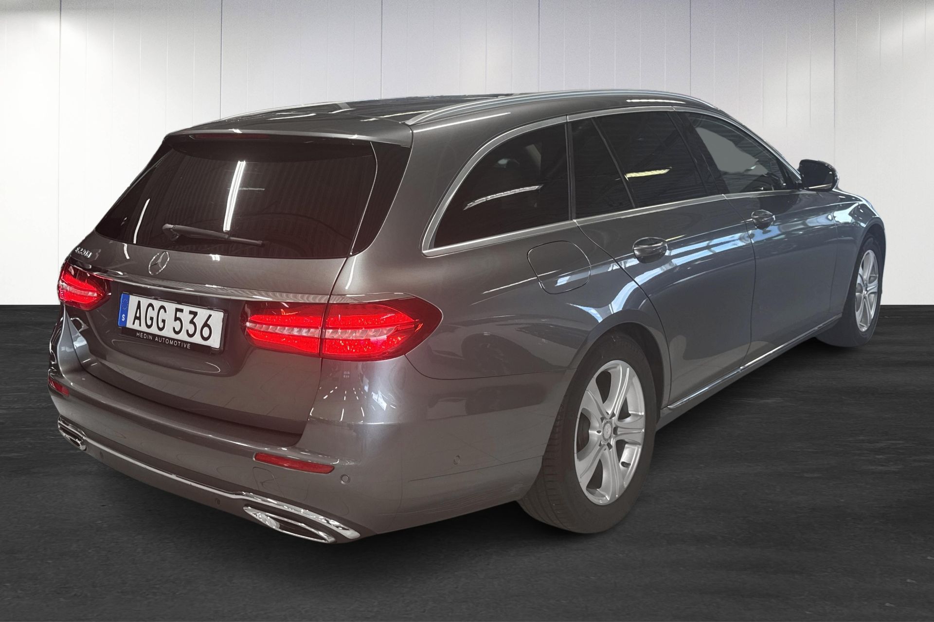 Mercedes-Benz E 220D 2017, bild 4/10