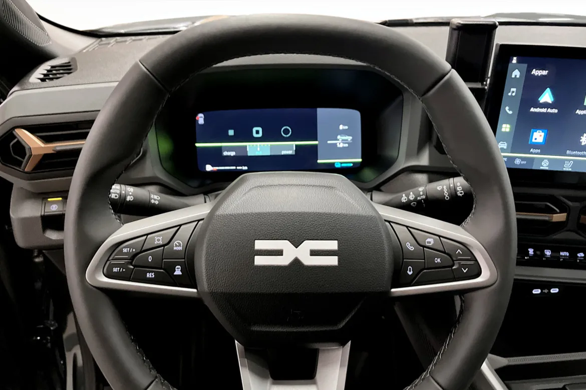Dacia Bigster Hybrid 155
