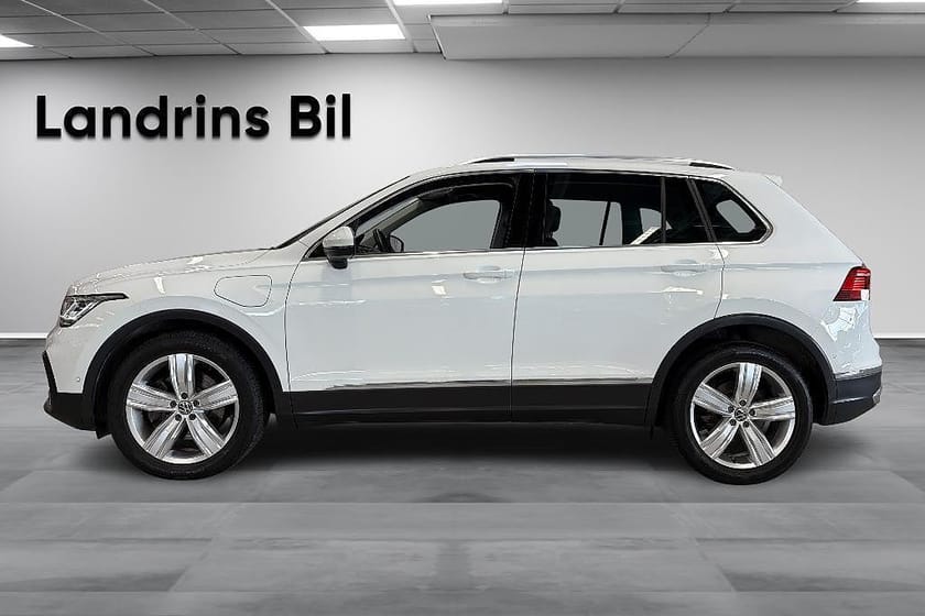 Bild 4 av Volkswagen Tiguan eHybrid | 245hk | Dragpaket | Moms | 47km Eldrift |