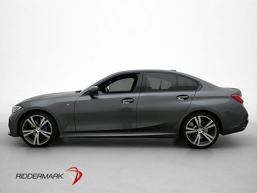 Bild 5 av BMW 330i xDrive Sedan M Sport Shadowline H/K Cockpit Värmare Drag