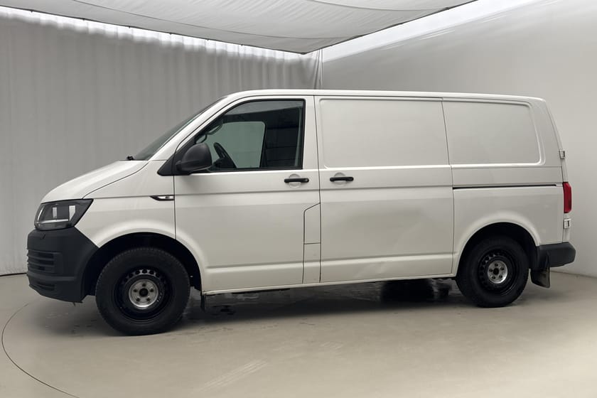 Bild 2 av Volkswagen Transporter T6 2.0 TDI BMT Skåp 150hk Värmare Drag