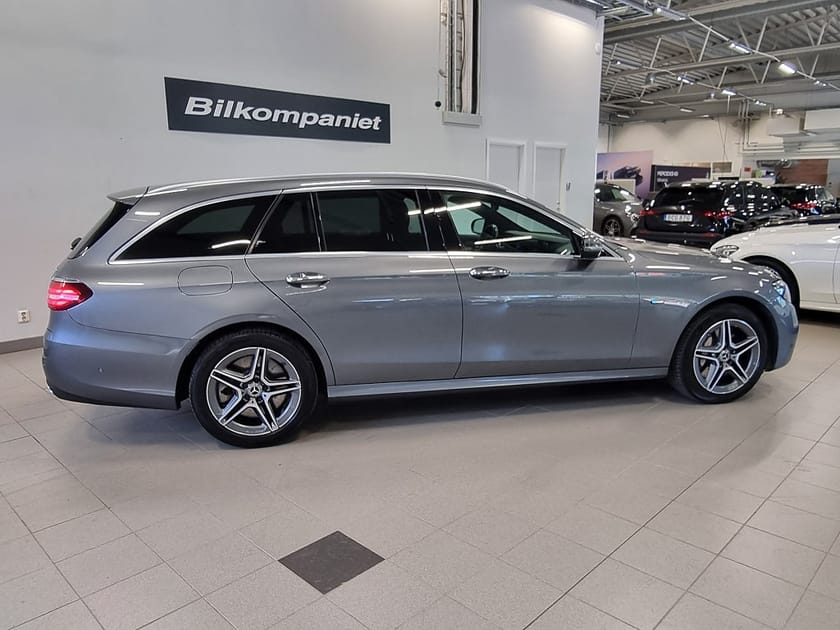 Bild 3 av Mercedes-Benz E 300 T de 4MATIC 9G-Tronic AMG Line Euro 6