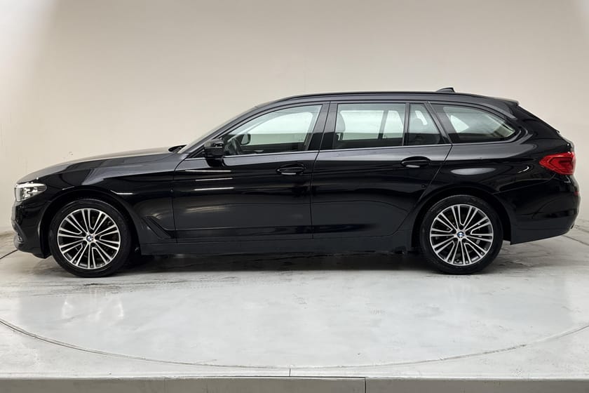 Bild 2 av BMW 520d xDrive Touring 520 (190hk) Sport Line GPS B-Kam