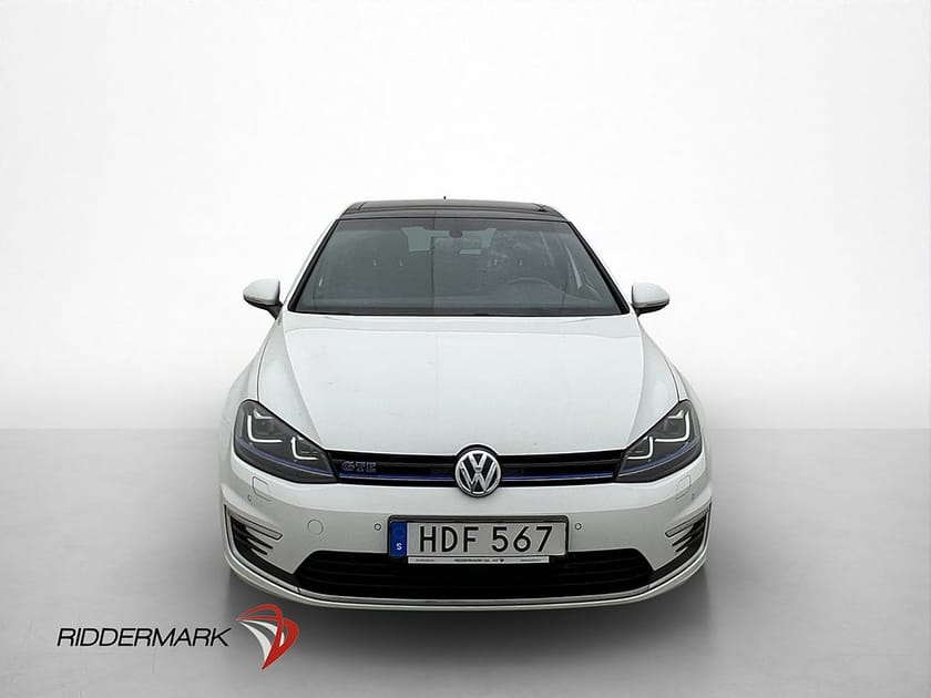Bild 2 av Volkswagen Golf GTE 204hk Pano Fjärr-Värm Navi CarPlay PDC