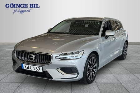 Volvo V60 Recharge T6 Core Edition Drag/ Navi/ Kamera/ Tonade rutor