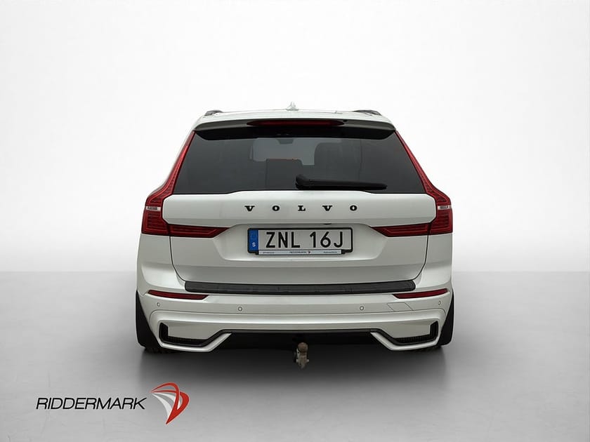 Bild 5 av Volvo XC60 T6 Recharge AWD Plus Dark Pano H/K Drag 360 Skinn