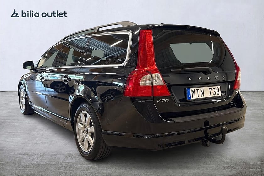 Bild 2 av Volvo V70 D2 Geartronic Momentum/ Värmare /Dragkrok