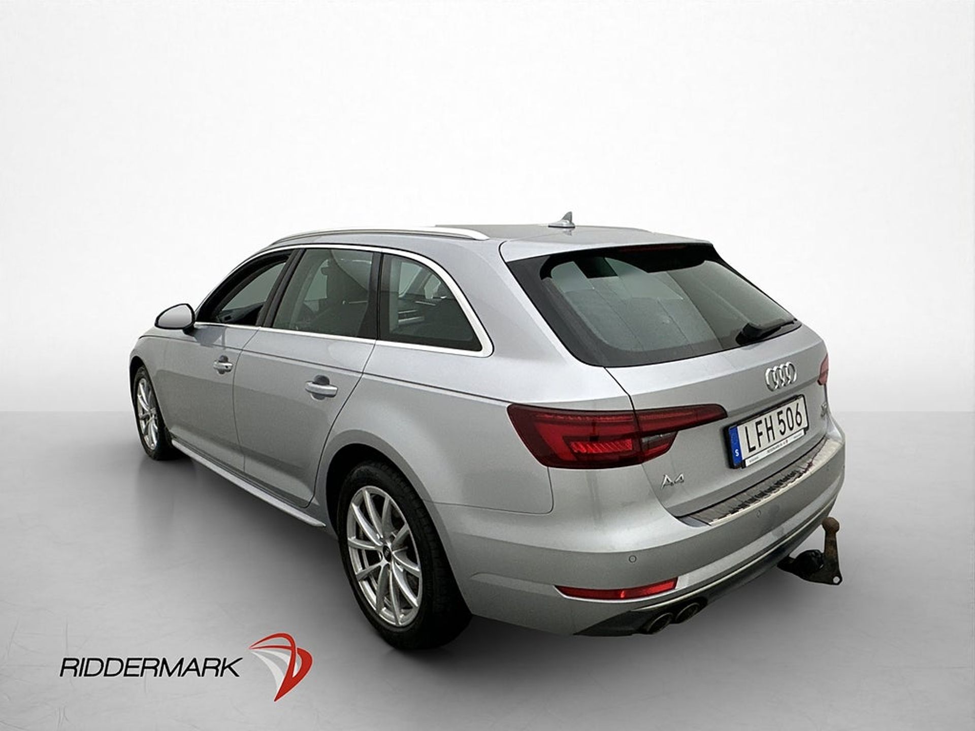 Audi A4 2.0 TDI Quattro 190hk Drag 2018, bild 5/10