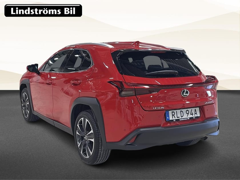 Bild 4 av Lexus UX 250h Vinterhjul Moms Leasing