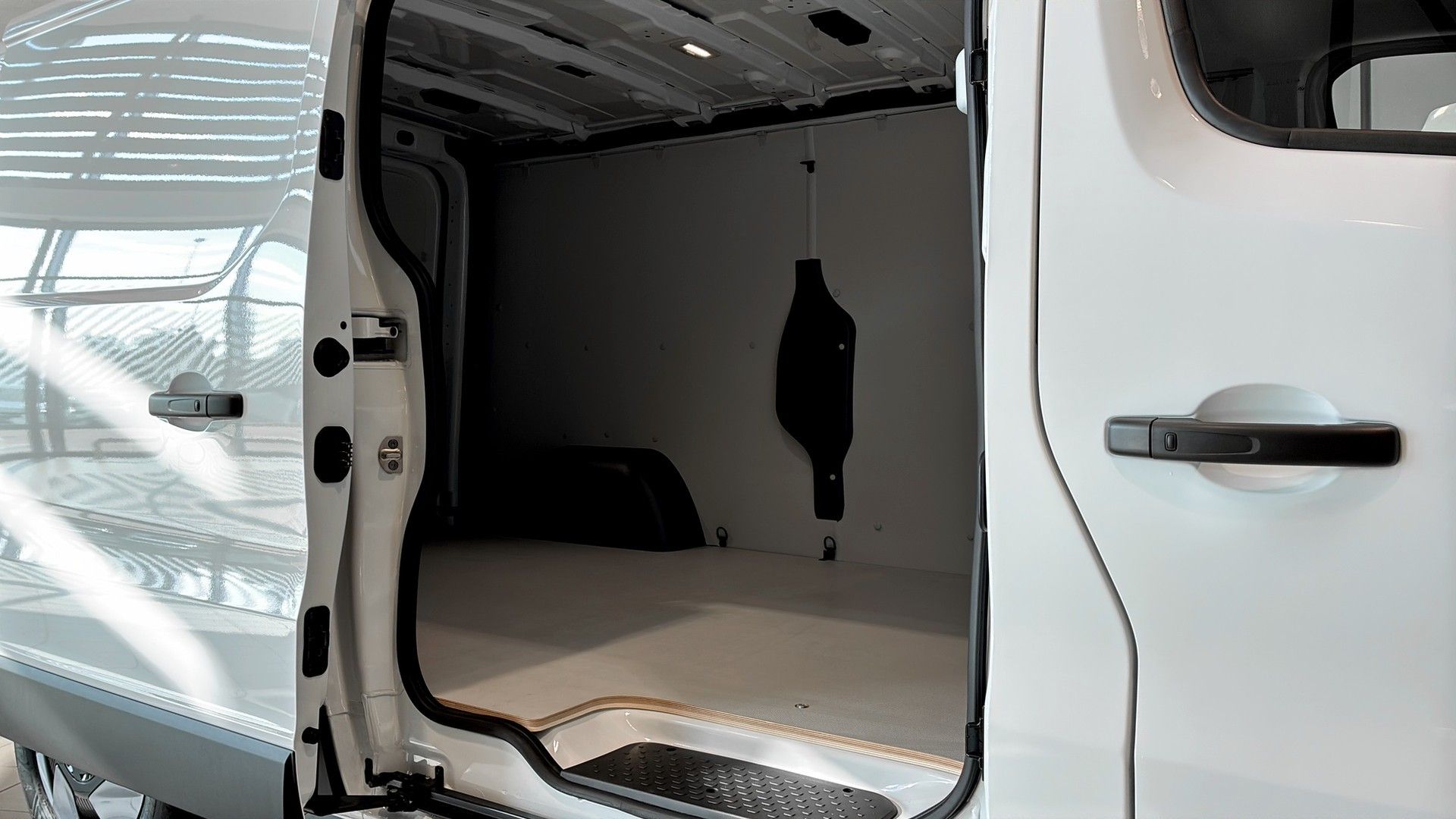 Renault Trafic L2H1 NORDIC LINE AUTOMAT 2027, bild 5/10