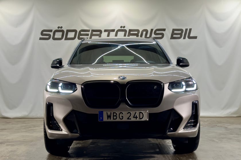 Bild 4 av BMW iX3 CHARGED M SPORT PANORAMA LÄDER MOMSBIL