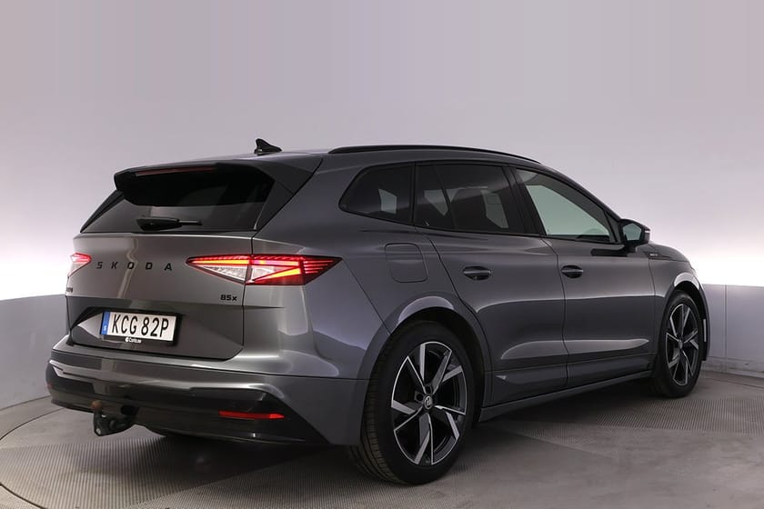 Bild 5 av Škoda Enyaq 85x Skoda Sportline Kamera HUD Elstol Navi Drag