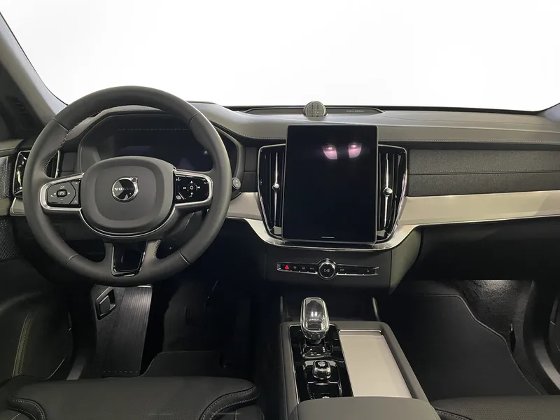 Bild 8 av 12 – Volvo XC90 T8 Ultra Dark