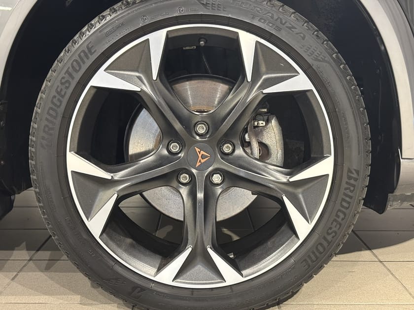 Bild 4 av CUPRA Formentor 1.5TSI 150hk Drag Backkamera