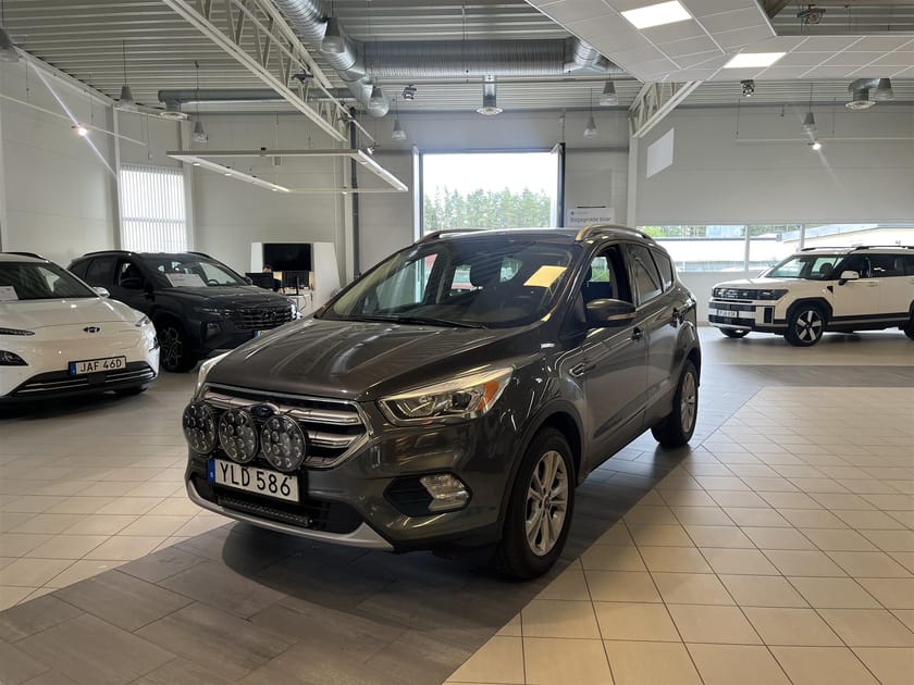 Bild 1 av Ford Kuga 1.5 EcoBoost Manuell, 150hk, Drag, Servad Kamrem Bytt