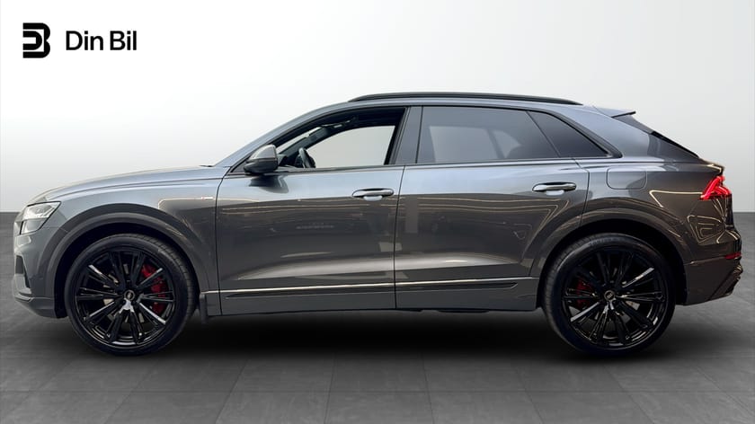 Bild 2 av Audi Q8 60 TFSI e quattro 462hk S-line Competition plus