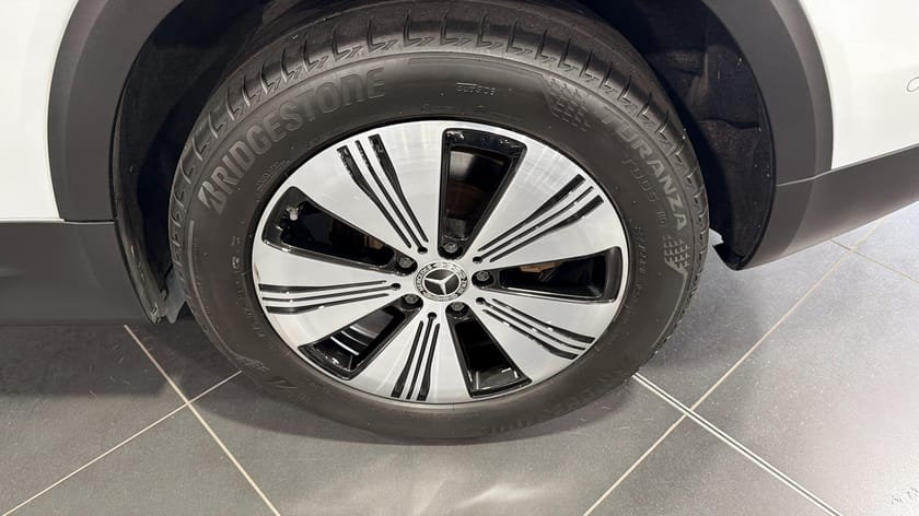 Bild 5 av Mercedes-Benz EQB 300 4MATIC Progressive