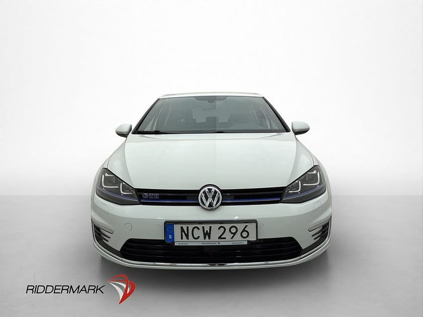 Bild 2 av Volkswagen Golf GTE 204hk Värmare Kamera CarPlay Dragkrok