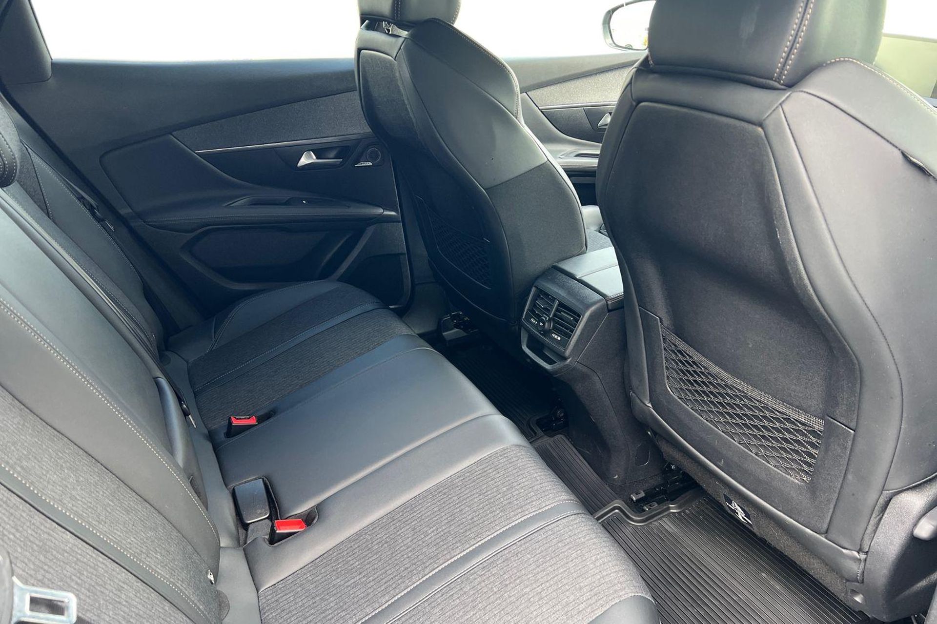 Peugeot 3008 1,6l PureTech 2019, bild 7/10