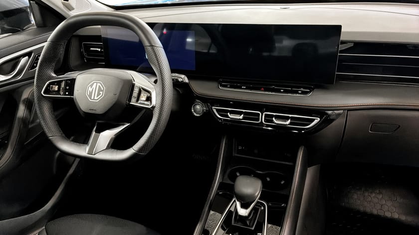 Bild 4 av MG HS PHEV Luxury 1,5T 307hk Automat