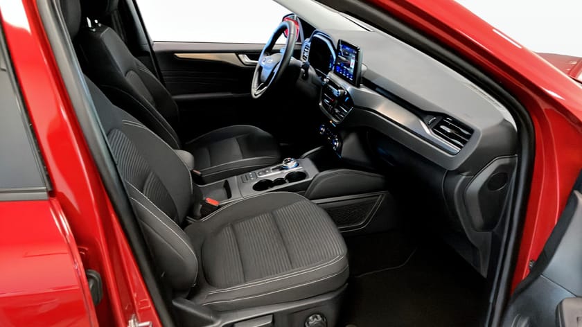 Bild 3 av Ford Kuga Plug-In Hybrid TITANIUM E-CVT 225HK NAVI