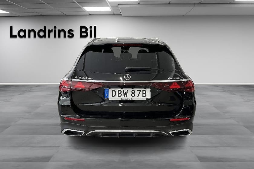 Bild 5 av Mercedes-Benz E 300 de 4MATIC T Kombi Laddhybrid AMG-Line