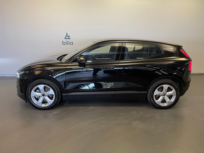 Bild 2 av Volvo EX30 Single Motor Extended Range Ultra / Panoramaglas tak / Backkamera /