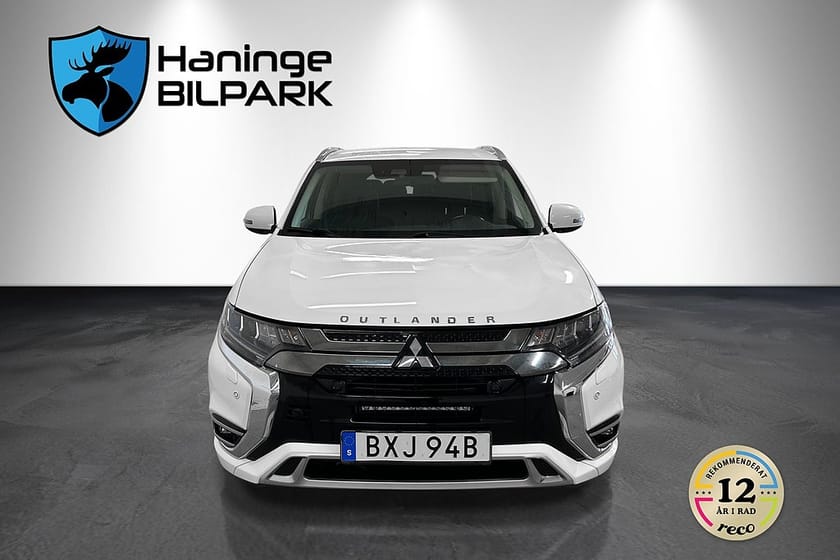 Bild 3 av Mitsubishi Outlander PHEV Comfort/SUPERDEAL 3,95% / BT/  DRAG / BACKKAMERA