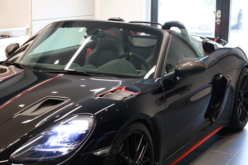 Bild 3 av Porsche 718 Spyder RS PDK / 500hk