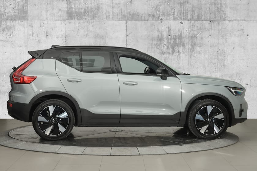 Bilde 3 av Volvo EX40 Twin Motor M Ultra KROK/PIXEL/KAMERA360/ACC ++