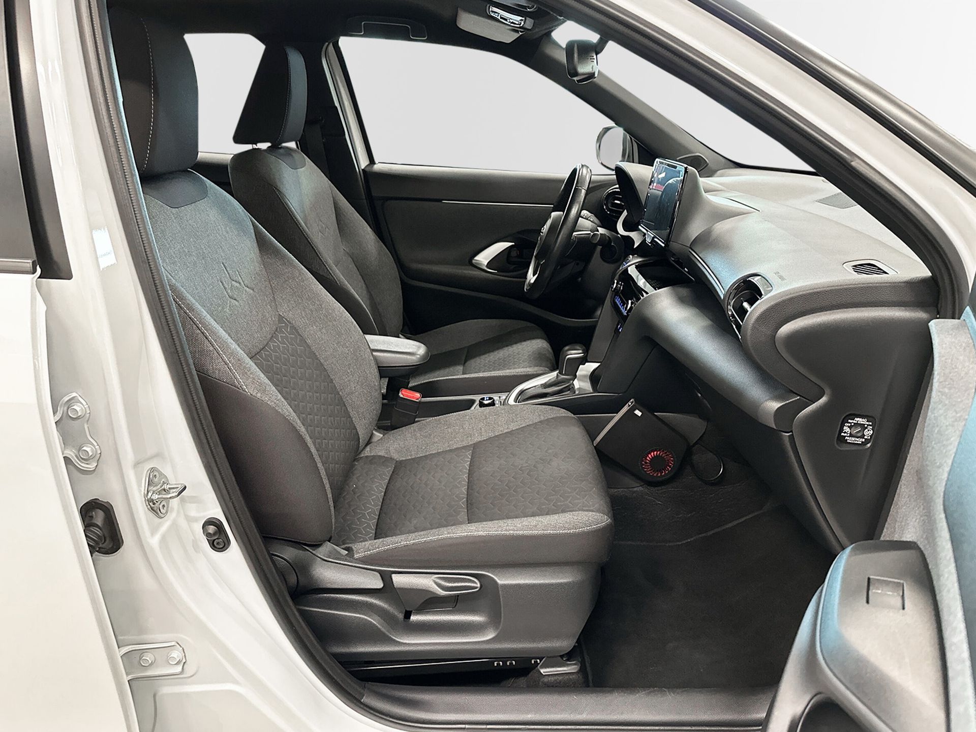 Toyota Yaris Cross 1.5 Hybrid 116 Active 2022, bild 7/10