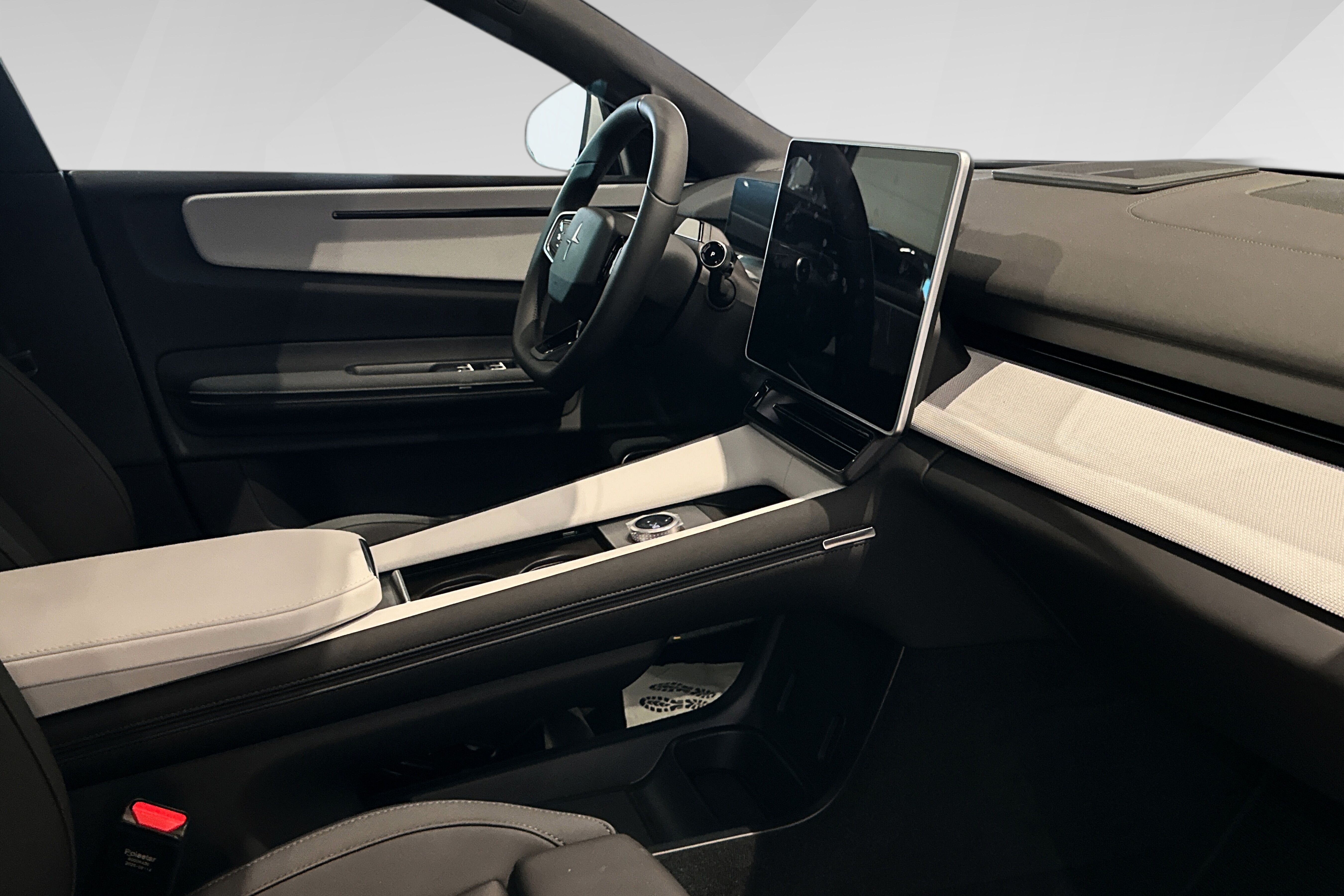 Polestar 4 Long Range Dual motor bilde 27