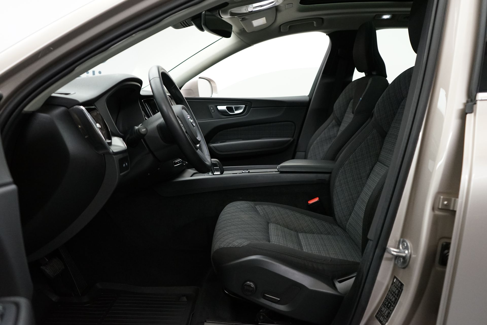 Volvo XC60 2023, bild 5/10