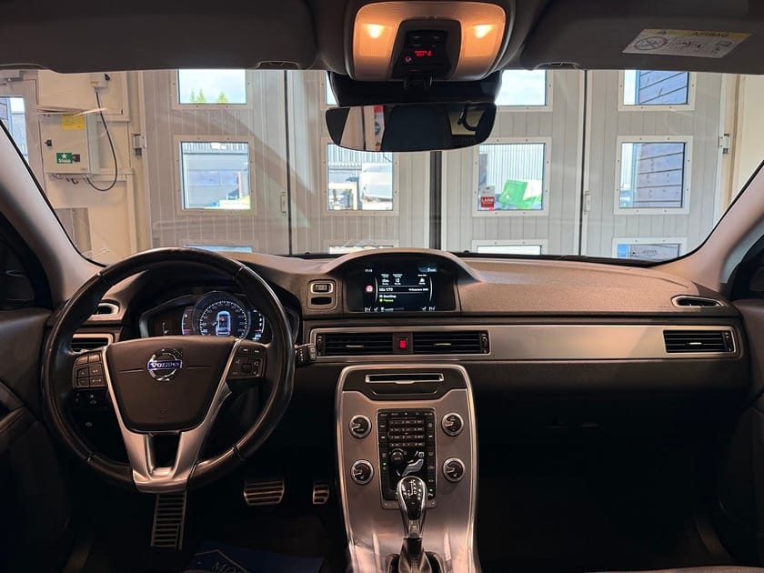Bild 5 av Volvo V70 D4 Geartronic Classic Summum Drag Värmare Taklucka Gps