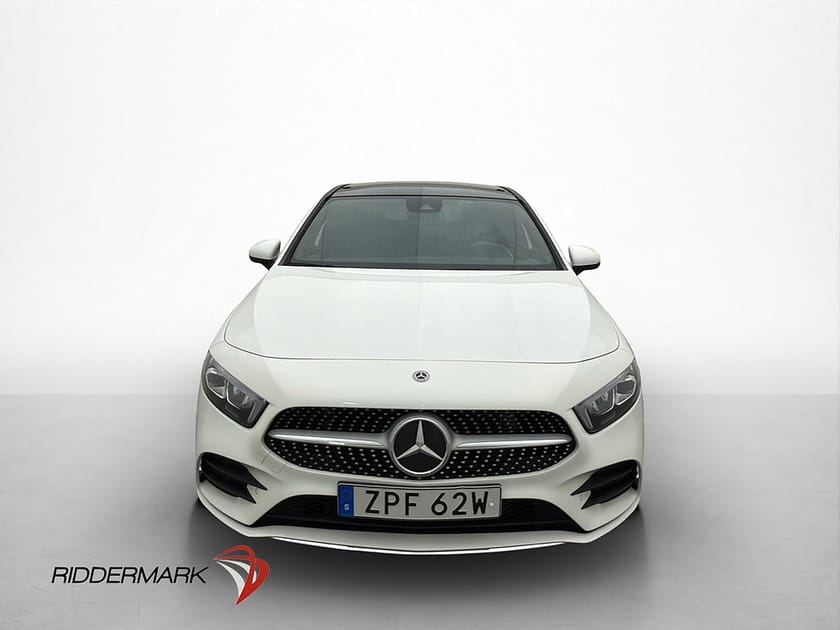 Bild 2 av Mercedes-Benz A 180 d Sedan A180 AMG Panorama Widescreen Kamera Navi