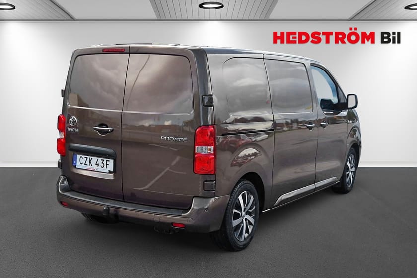 Bild 3 av Toyota Proace L2 2.0 D 177hk ( momsbil )