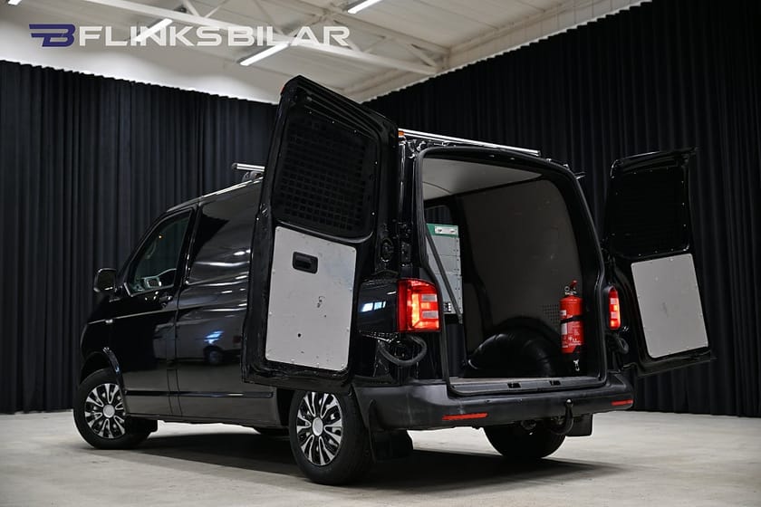 Bild 4 av Volkswagen Transporter 4Motion DSG 150HK Drag|Värmare|Inredning|Inverter