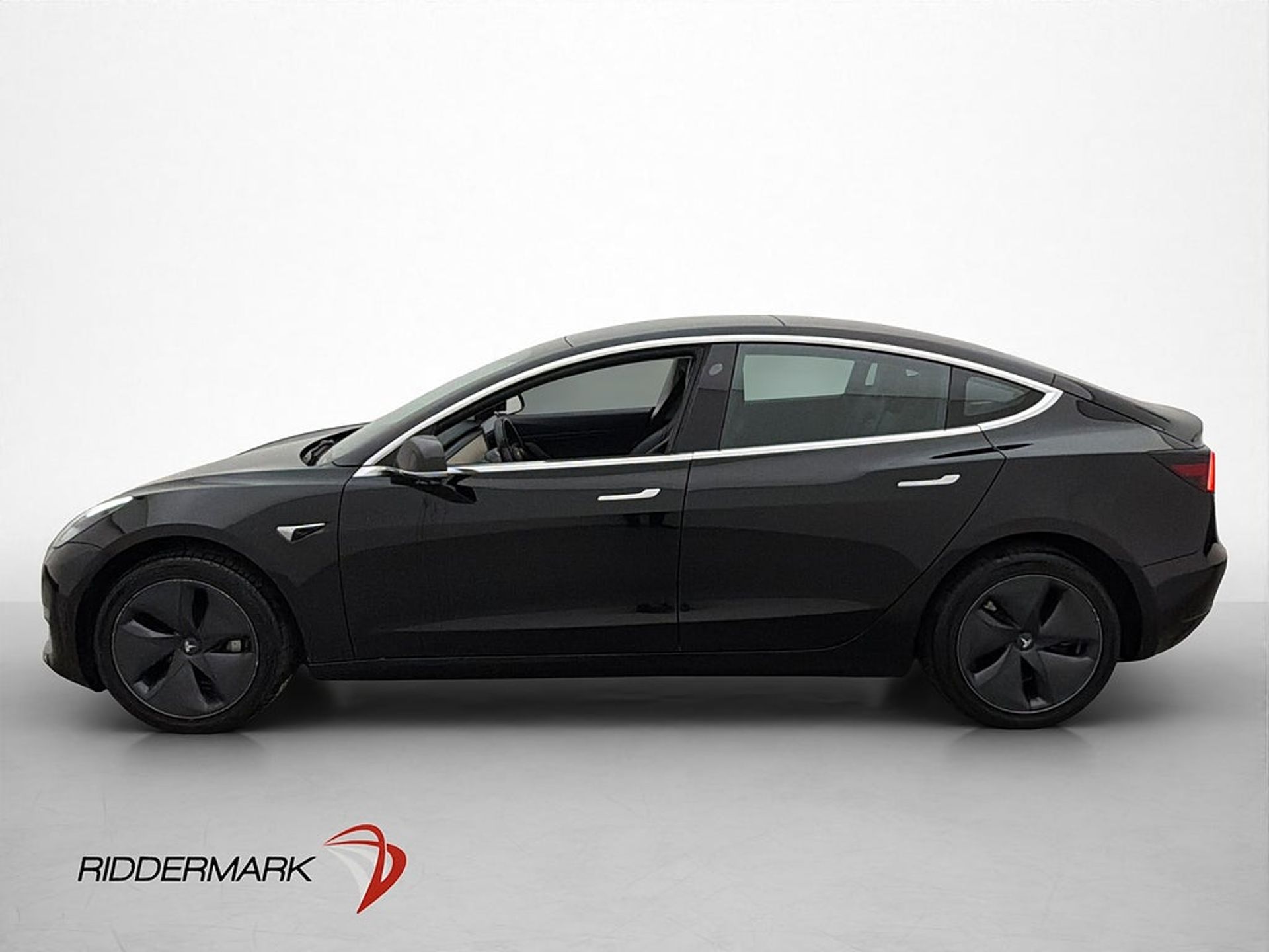 Tesla Model 3 Standard Range Plus 306hk 2019, bild 5/10
