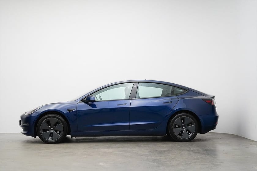 Bild 3 av Tesla Model 3 Long Range AWD / 440hk / Värmepump