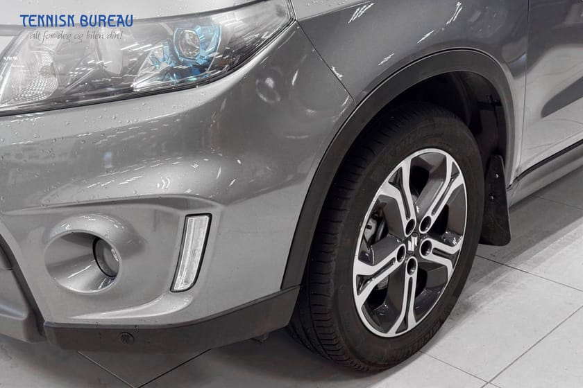 Bilde 2 av Suzuki Vitara 4x4,Manuell.Delskinn.Parksensor.Ryggekamera.Dab.Defa