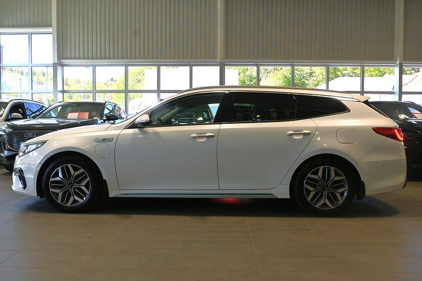 Bild 2 av Kia Optima Sport Wagon Plug-in Hybrid SW Advance Pluspaket 2 Pano H/K